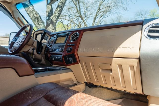 Used 2012 Ford F250 King Ranch w/ King Ranch w/Chrome Pkg image 47