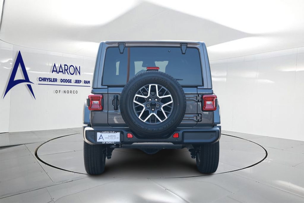 New 2026 Jeep Wrangler Unlimited Sahara AWD/4WD image 3