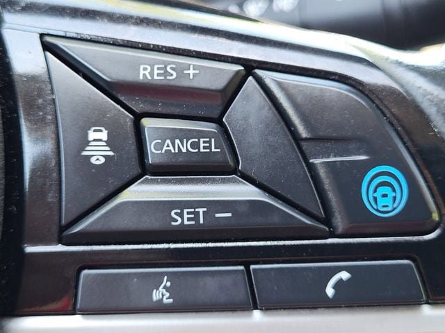 Used 2023 Nissan Altima 2.5 SL FWD image 12