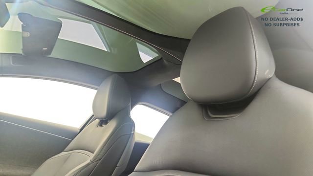 Used 2024 Lucid Air Touring AWD/4WD image 33