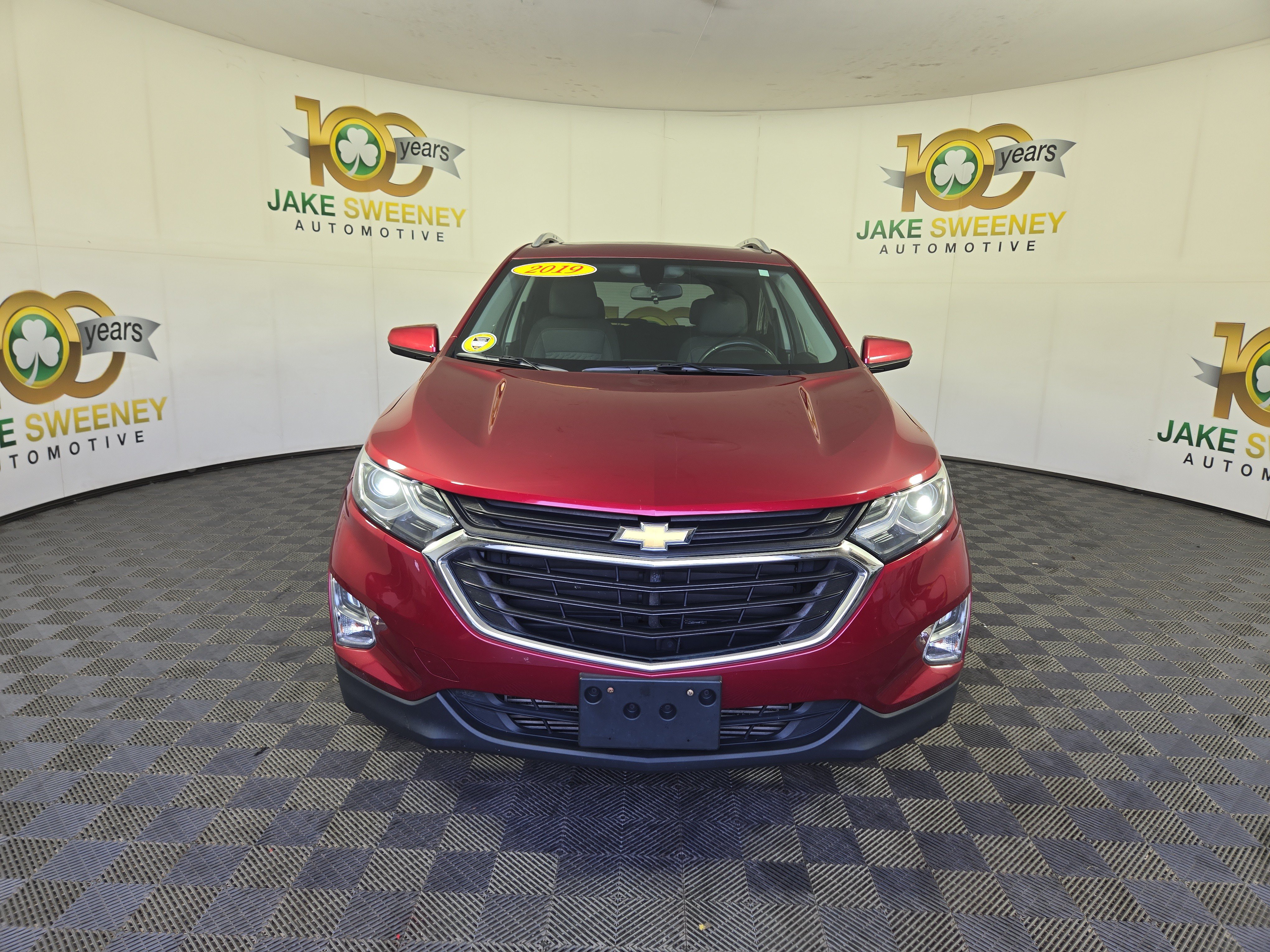 Used 2019 Chevrolet Equinox LT w/ Sun & Navigation Package FWD image 3