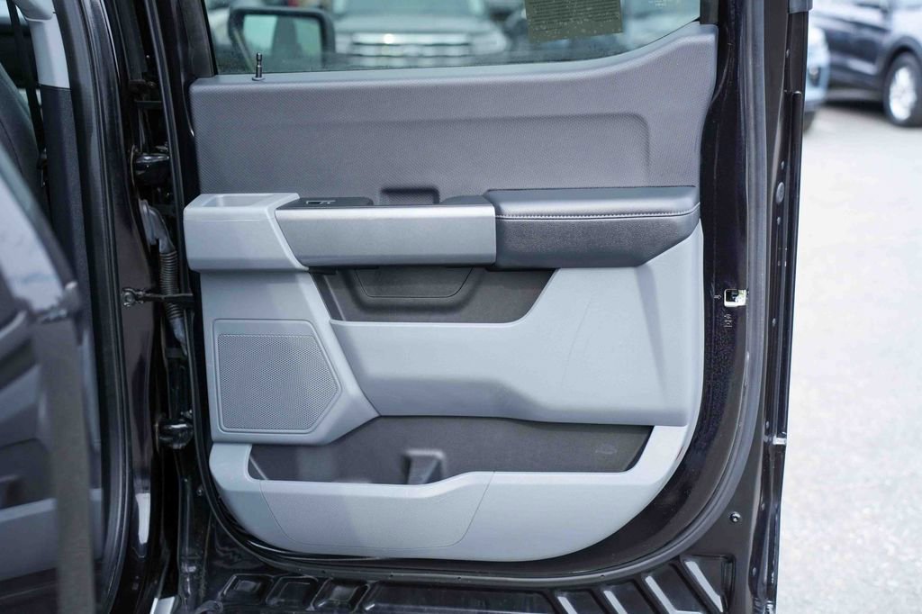 Used 2023 Ford F150 XLT w/ XTR Package image 18