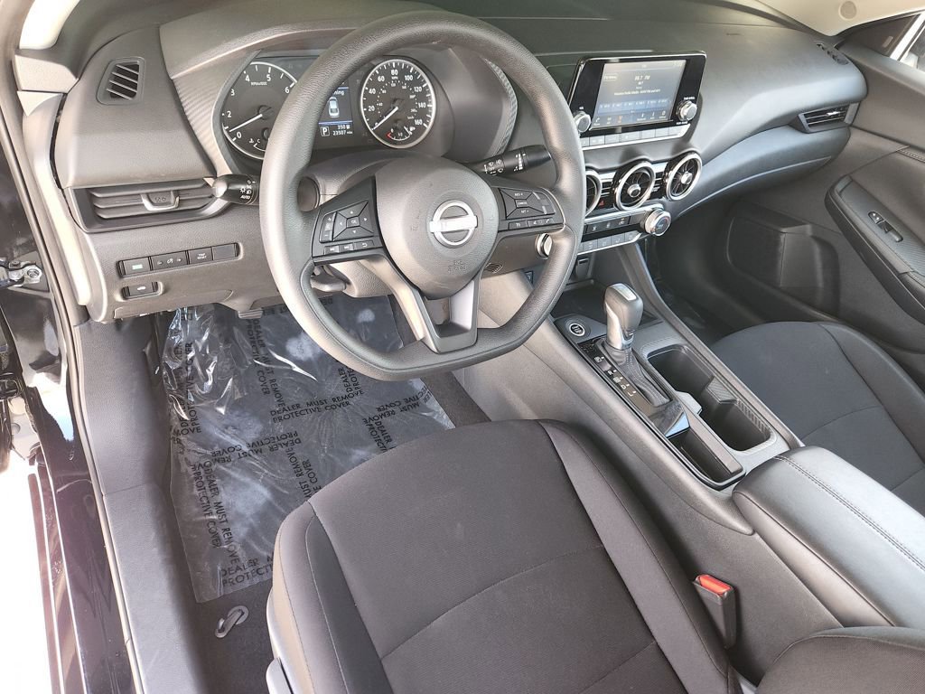Used 2025 Nissan Sentra S FWD image 11