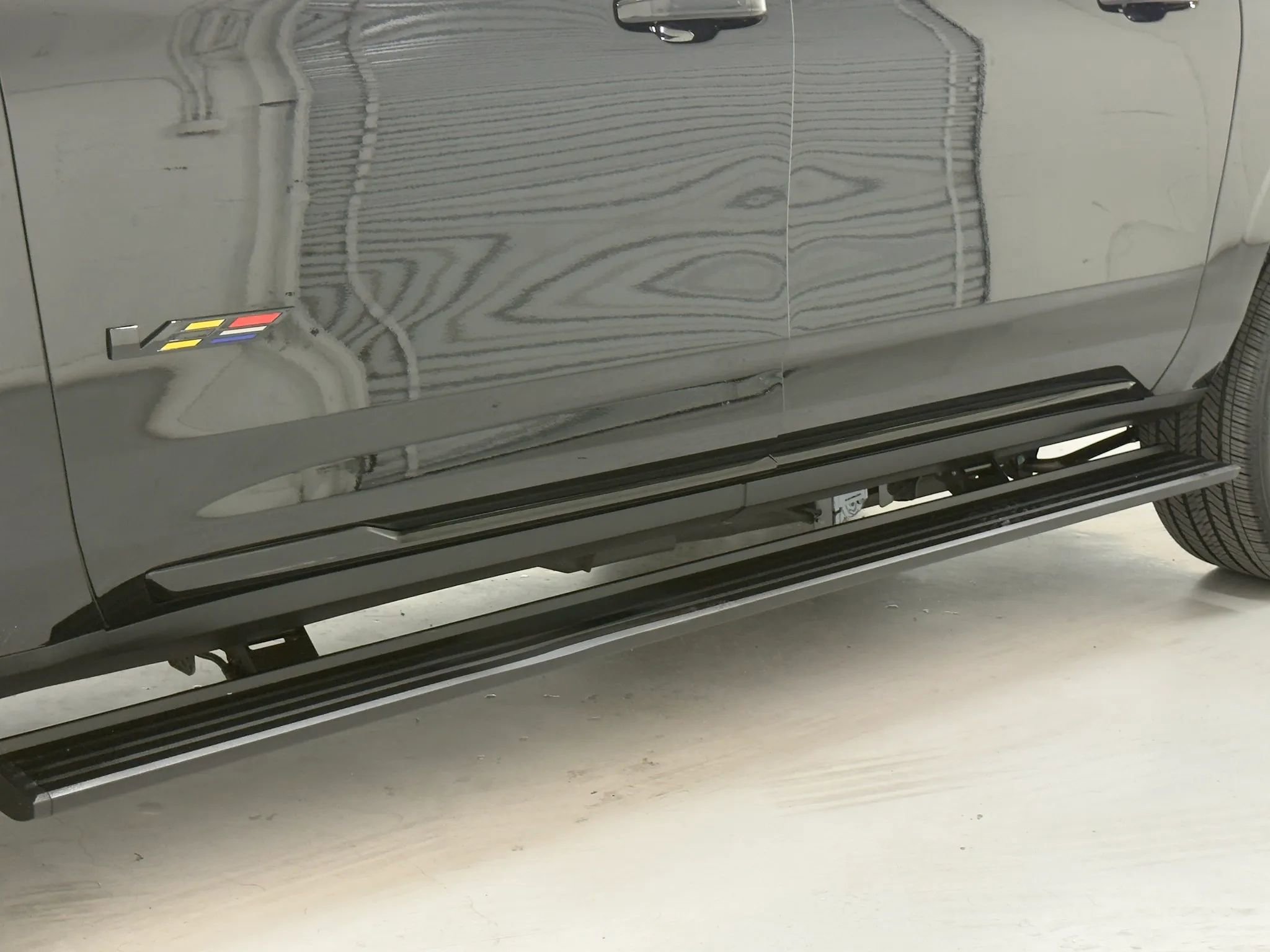 Used 2026 Cadillac Escalade ESV V w/ LPO, ONYX Package image 61