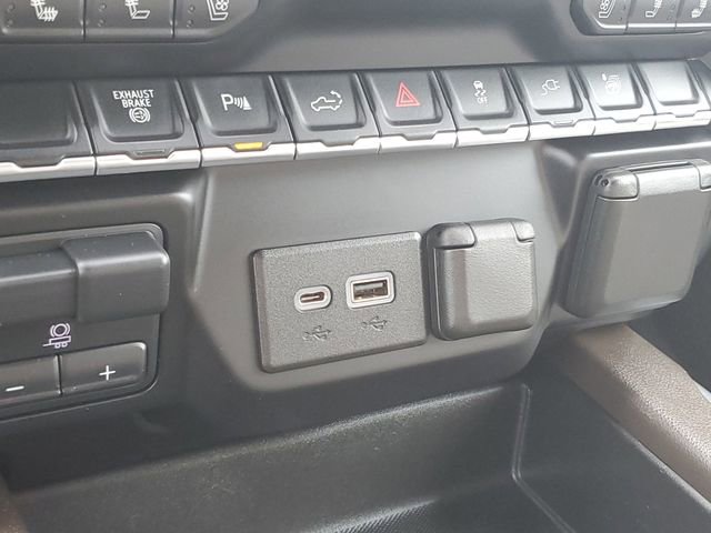 Used 2020 Chevrolet Silverado 2500 LTZ w/ LTZ Plus Package image 30