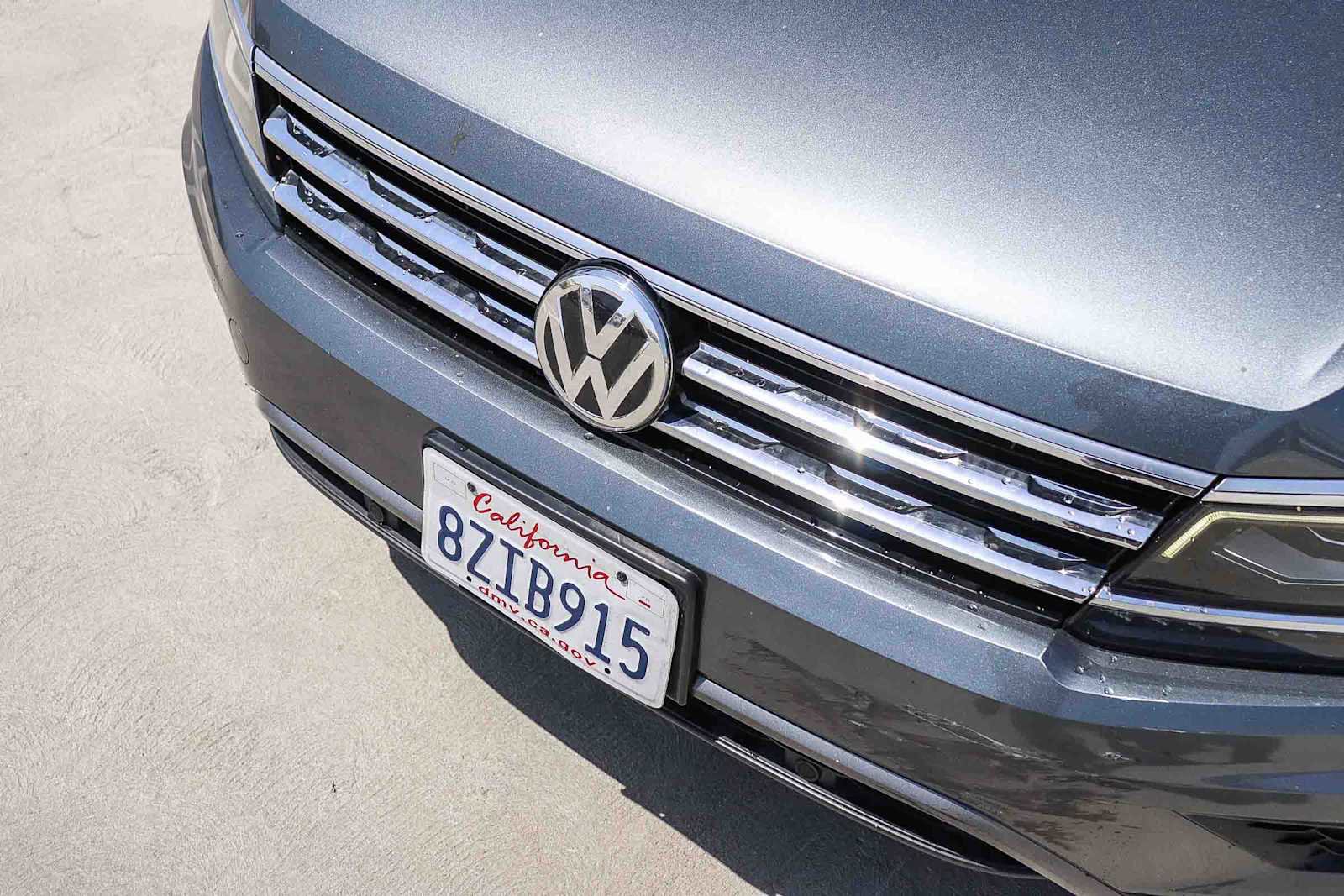 Used 2018 Volkswagen Tiguan SEL Premium FWD image 8