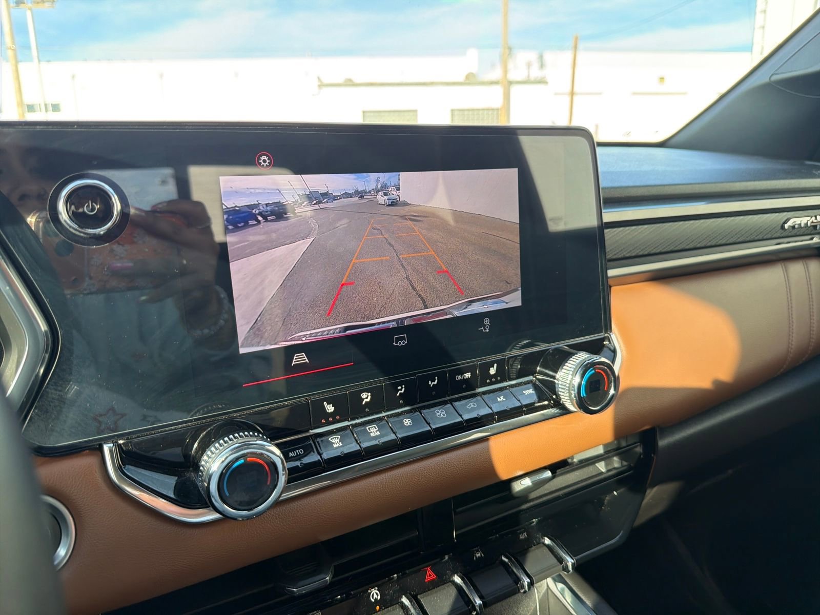 Used 2023 GMC Canyon AT4 image 21