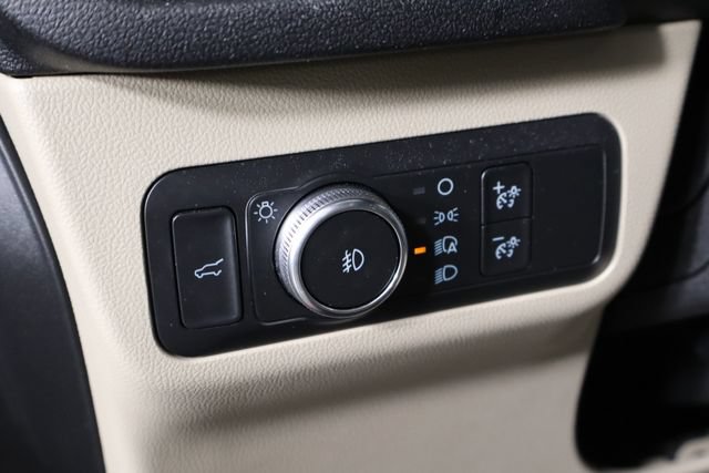 Used 2020 Ford Escape SEL FWD image 23