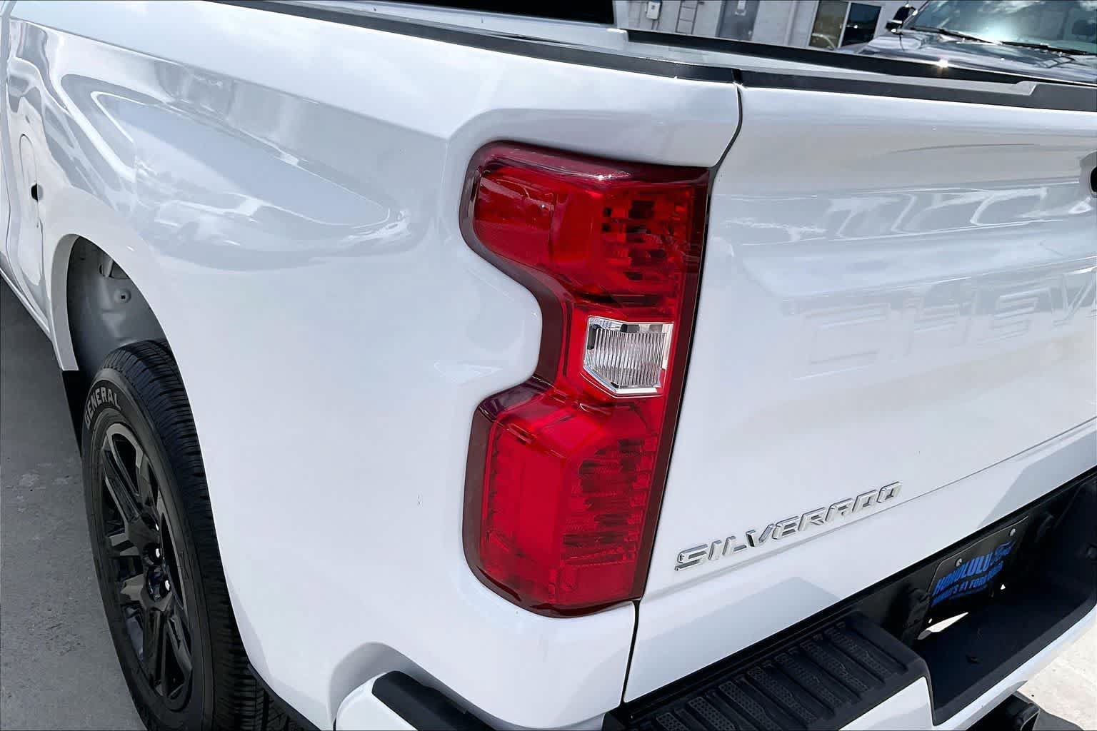 Used 2022 Chevrolet Silverado 1500 Custom RWD image 32
