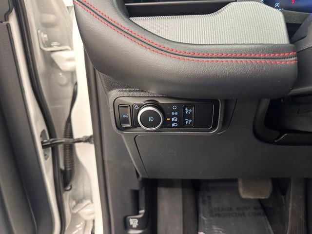 Certified 2025 Ford Explorer ST-Line w/ ST-Line Street Pack image 30