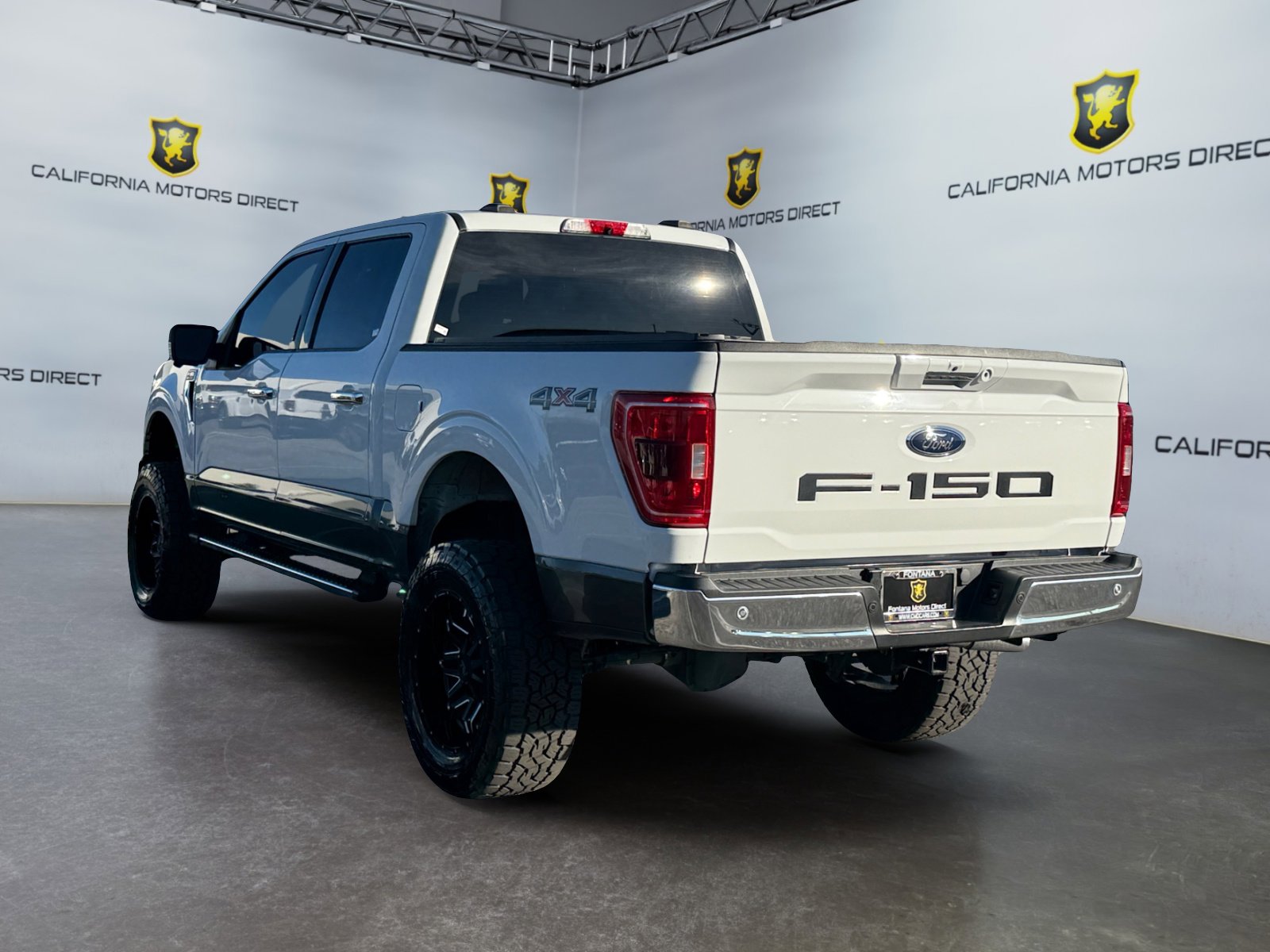 Used 2021 Ford F150 XLT w/ Equipment Group 302A High AWD/4WD image 3