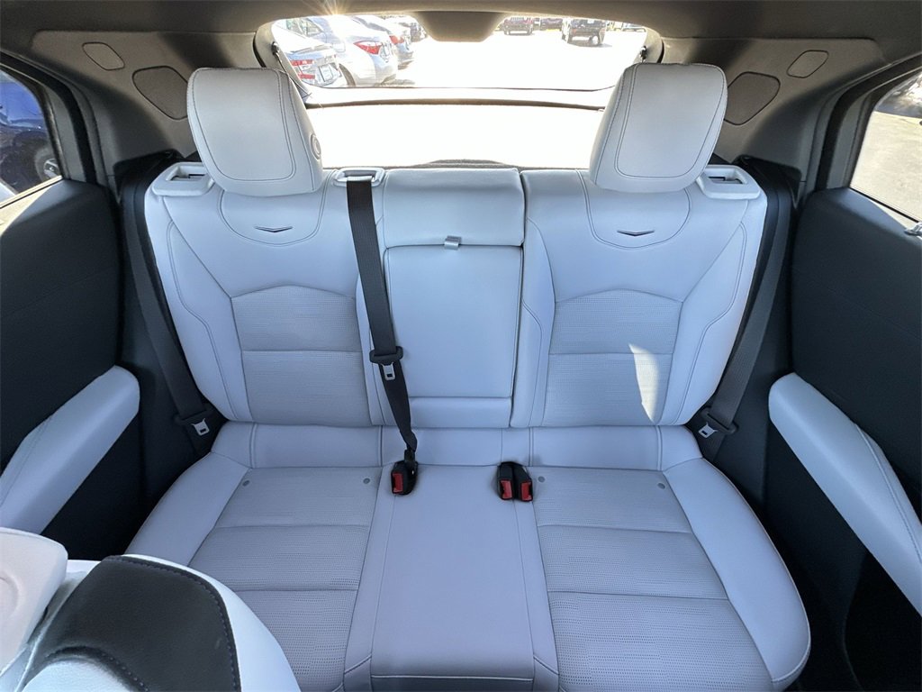 Used 2024 Cadillac XT4 Sport image 23
