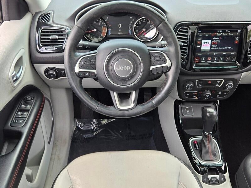 Used 2018 Jeep Compass Limited w/ Navigation Group FWD image 12