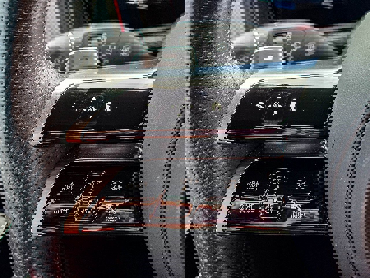 Used 2025 Mercedes-Benz G 550 image 24