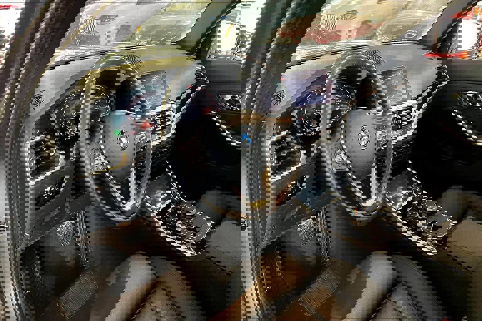 Used 2019 BMW 330i Sedan w/ Convenience Package image 17