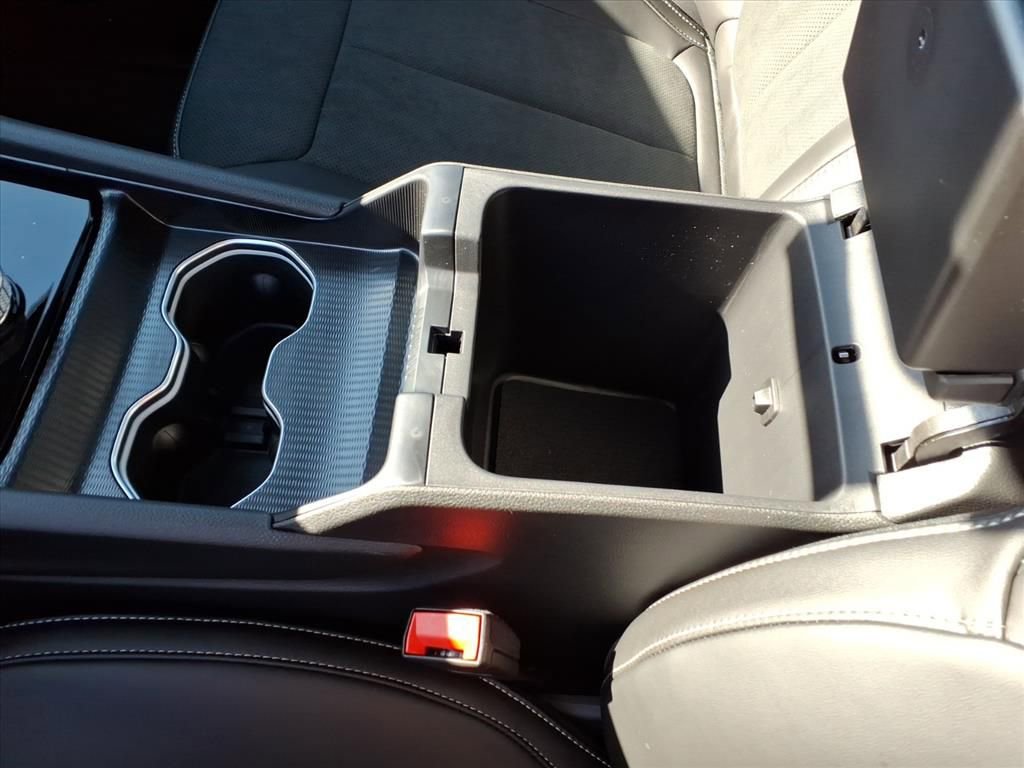 New 2025 Jeep Grand Cherokee L Altitude image 28