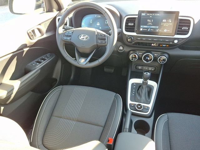 New 2026 Hyundai Venue SEL FWD image 9