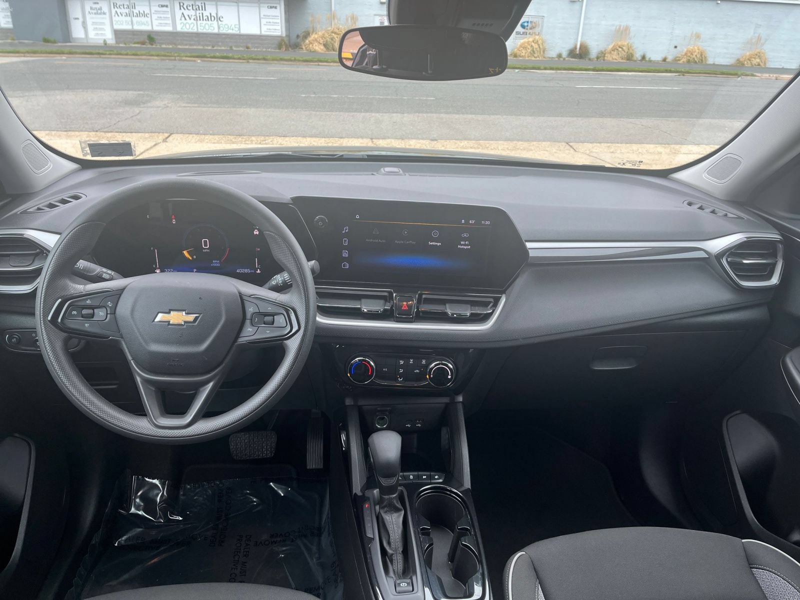 Used 2025 Chevrolet TrailBlazer LT FWD image 32