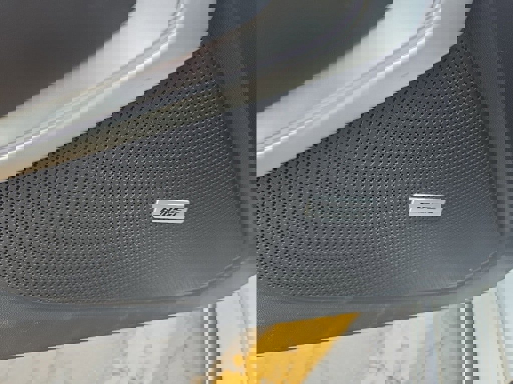 Used 2016 Chevrolet Camaro SS image 13