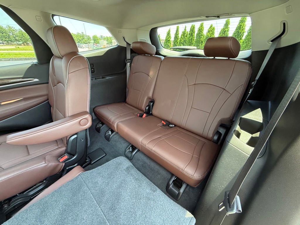 Used 2019 Buick Enclave Avenir w/ Avenir Technology Package FWD image 36