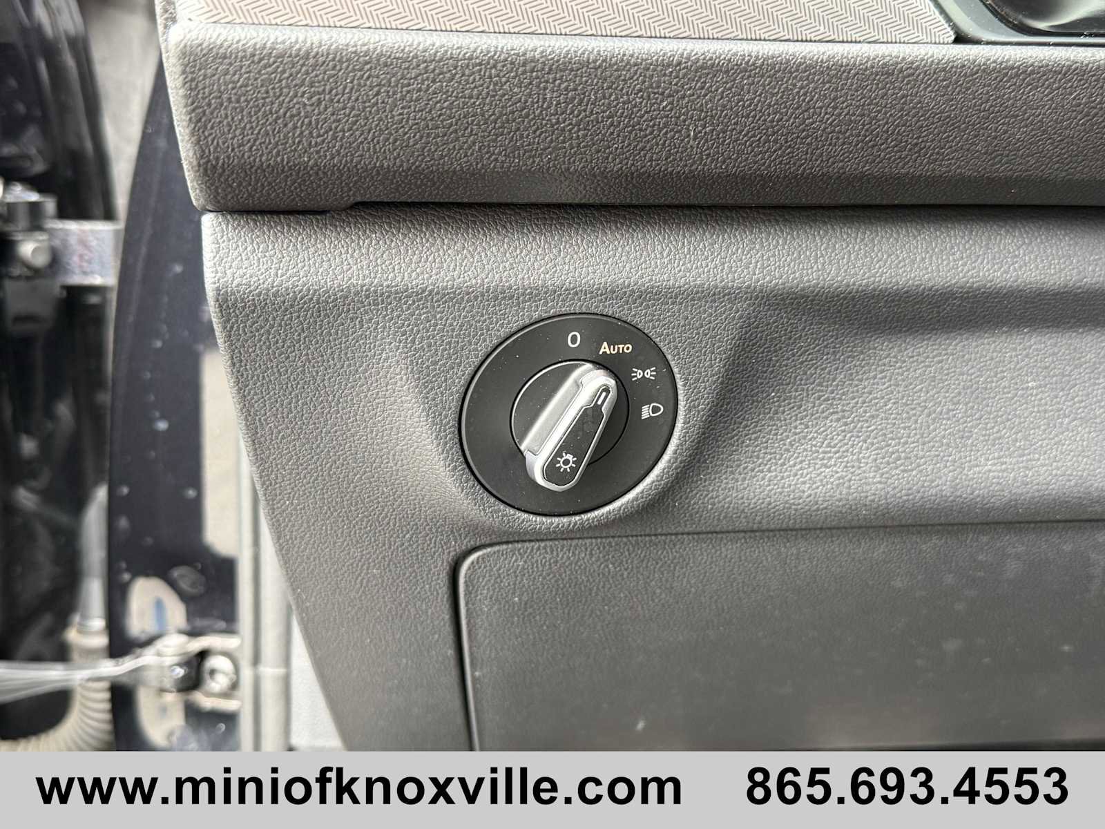 Used 2024 Volkswagen Jetta Sport image 25