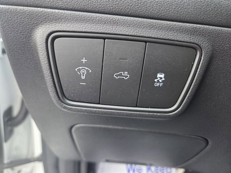 Used 2023 Hyundai Santa Cruz SEL w/ Cargo Package AWD/4WD image 19