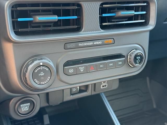 Used 2025 Ford Maverick Lobo AWD/4WD image 20