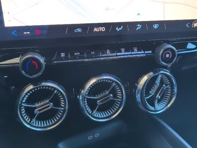New 2026 Chevrolet Blazer EV LT w/ Midnight/Sport Edition AWD/4WD image 25