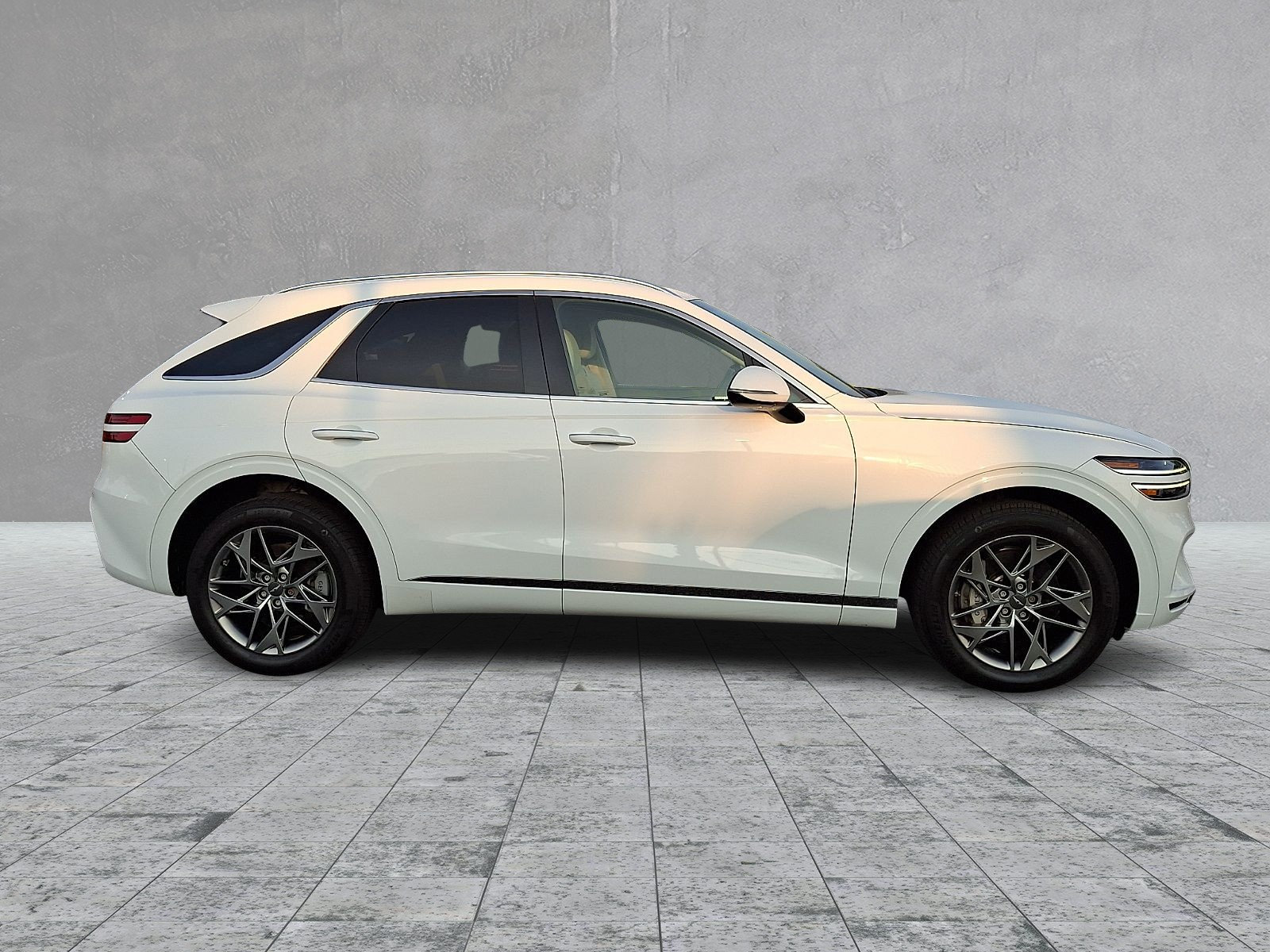 Certified 2024 Genesis GV70 2.5T w/ Select Package AWD/4WD image 7
