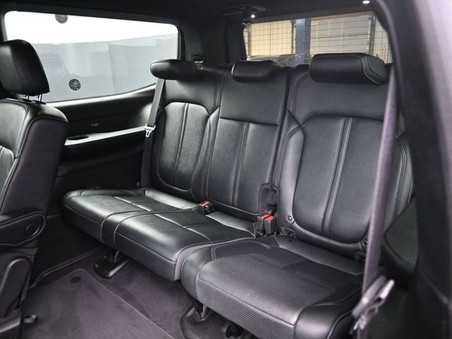 Used 2024 Jeep Wagoneer Series II AWD/4WD image 13