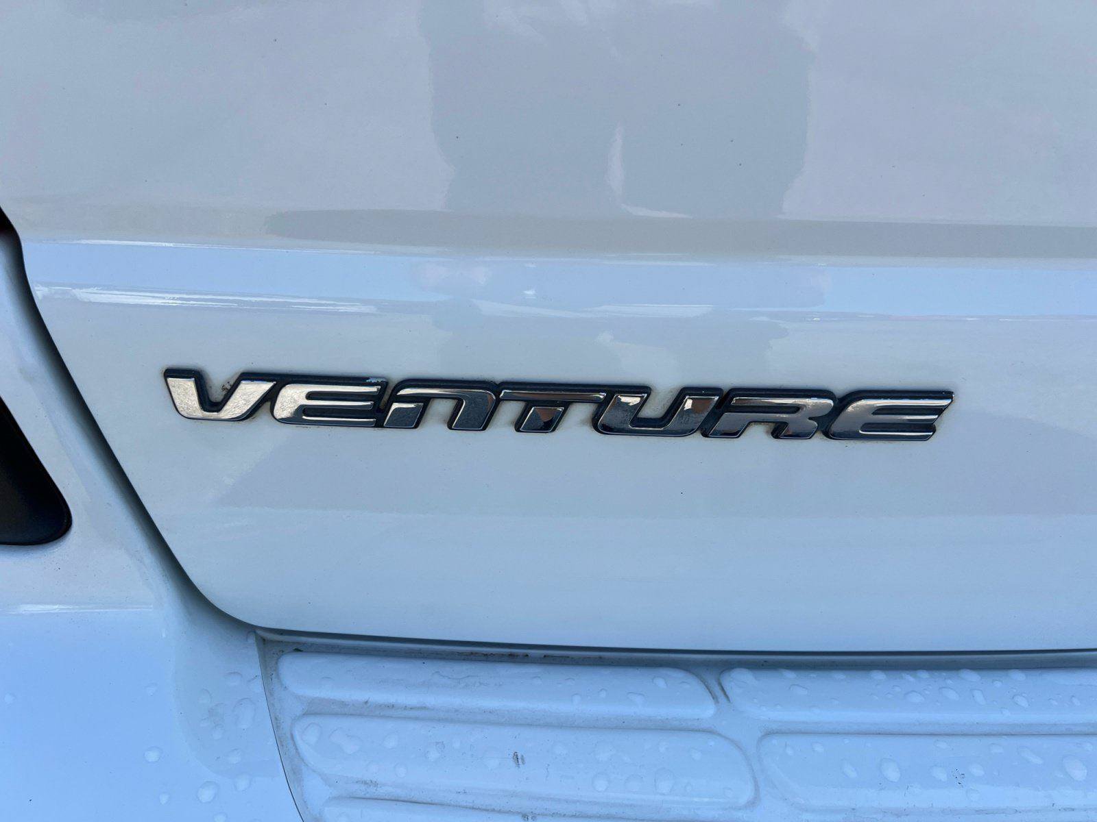 Used 2004 Chevrolet Venture LS w/ Easy Order Package FWD image 18