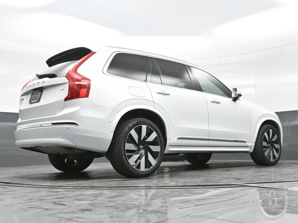 Used 2023 Volvo XC90 T8 Ultimate AWD/4WD image 24