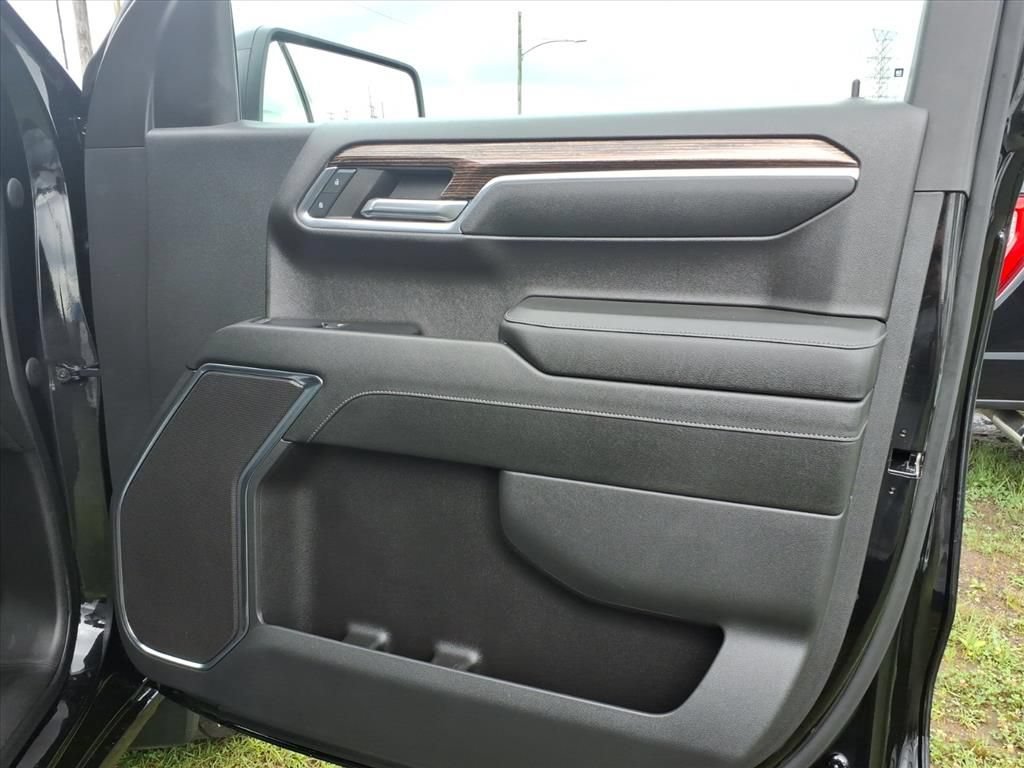 Used 2023 GMC Sierra 1500 Elevation AWD/4WD image 13