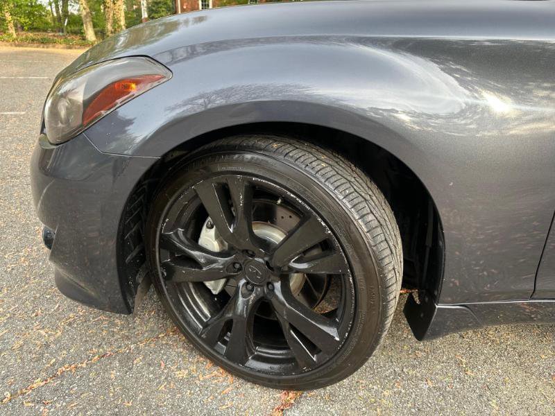 Used 2011 INFINITI M37 w/ Sport Pkg RWD image 3