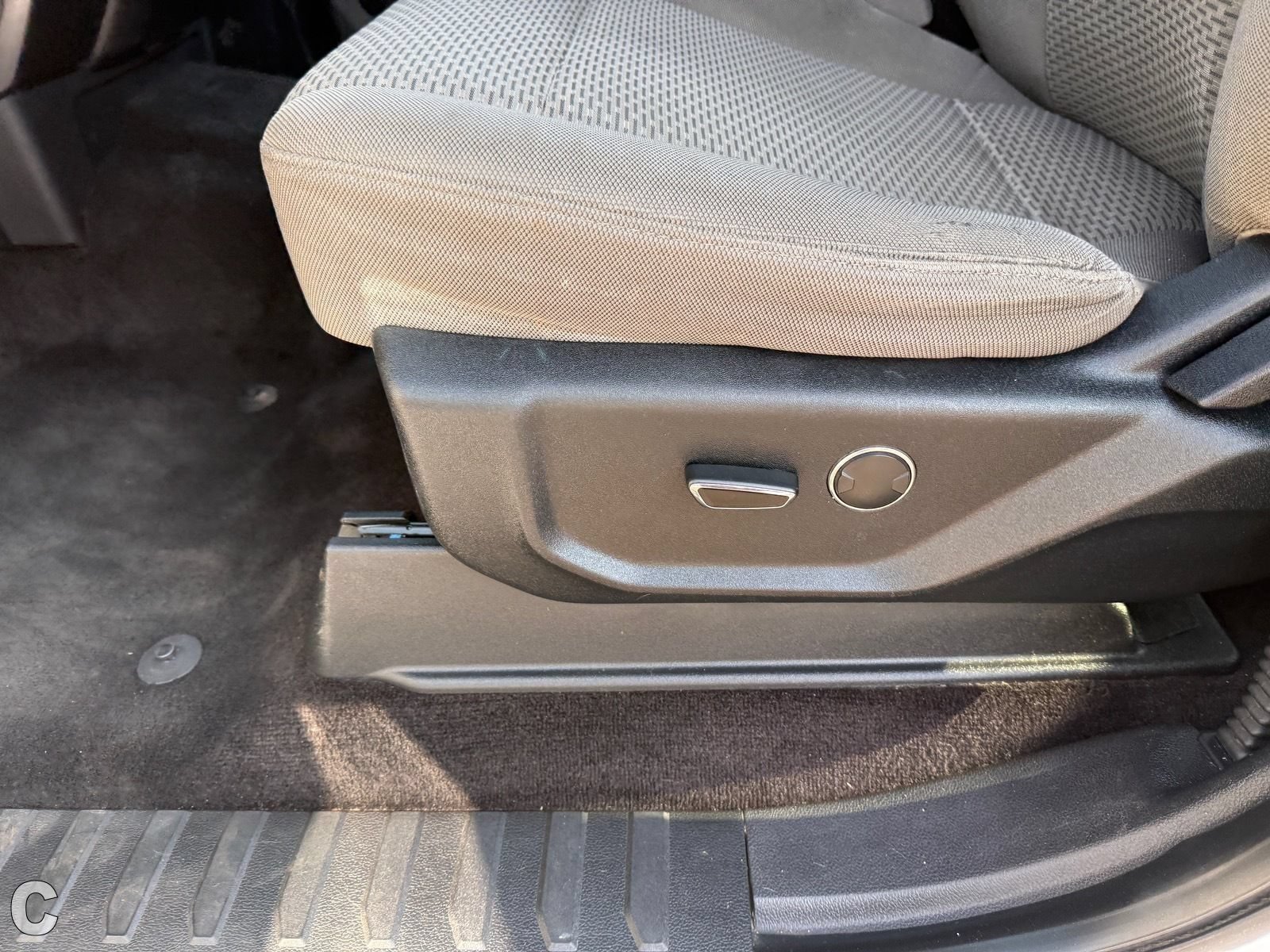 Used 2017 Ford F150 XLT w/ Equipment Group 301A Mid AWD/4WD image 23