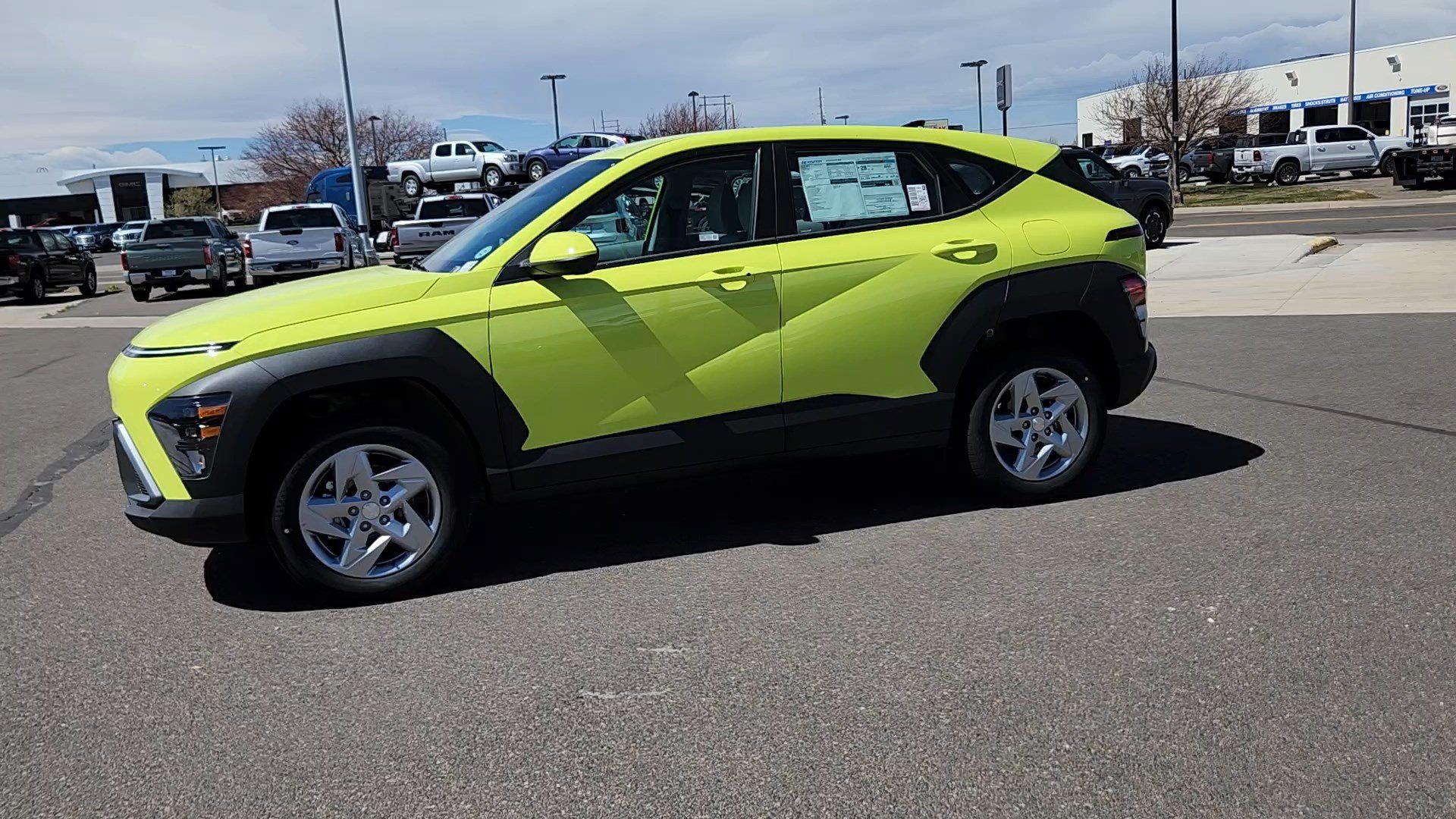New 2026 Hyundai Kona SE AWD/4WD image 2