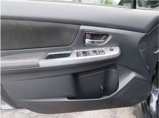 Used 2016 Subaru Crosstrek 2.0i Premium AWD/4WD image 28
