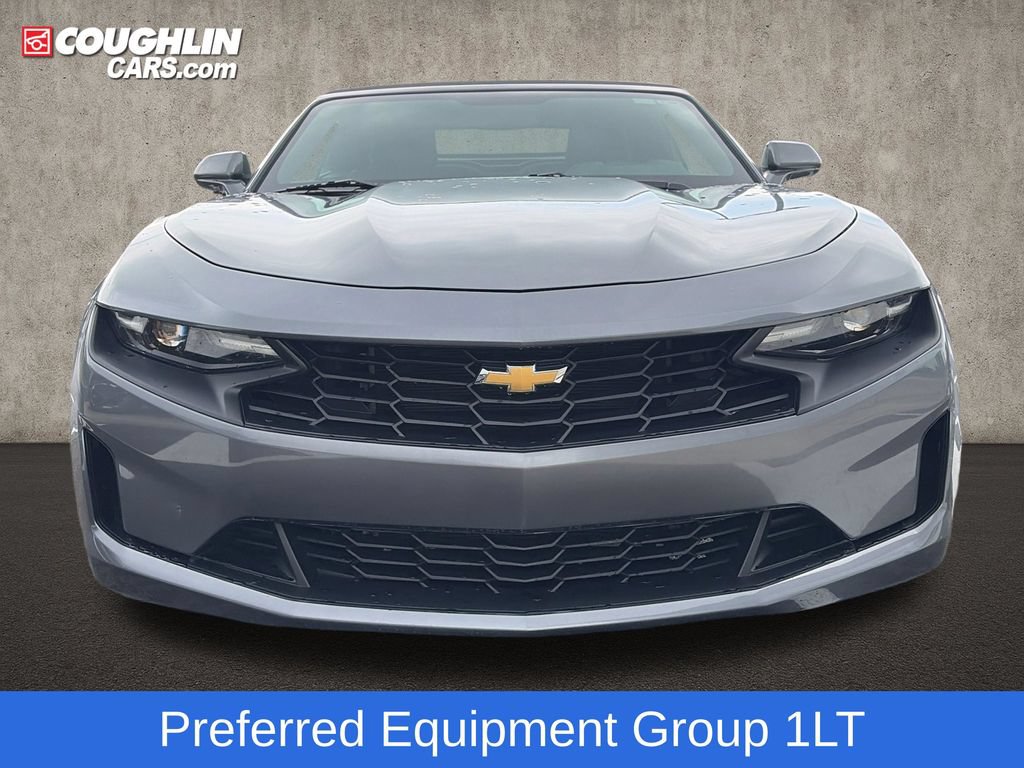 Used 2020 Chevrolet Camaro LT RWD image 3