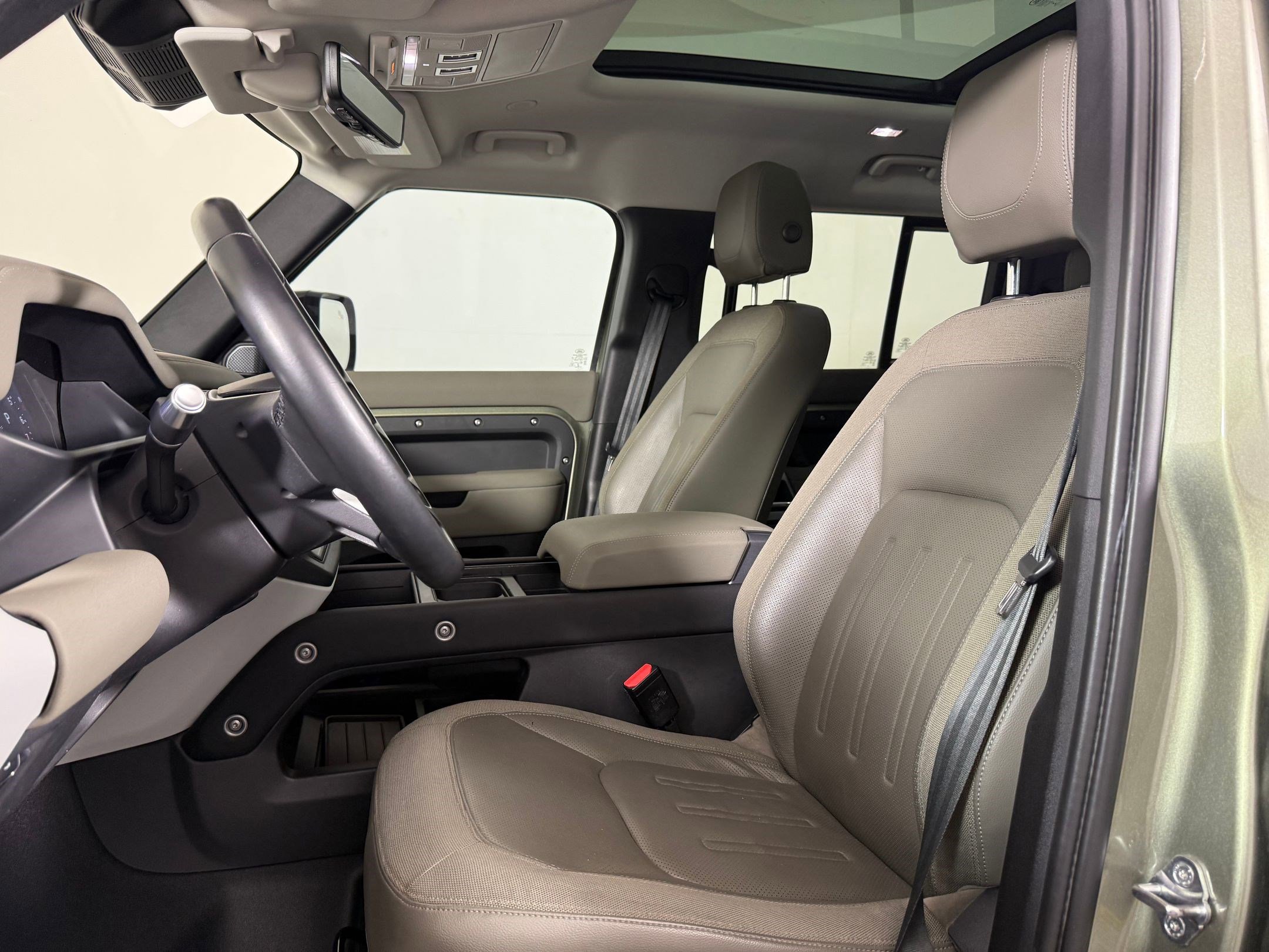 Used 2020 Land Rover Defender 110 S image 5