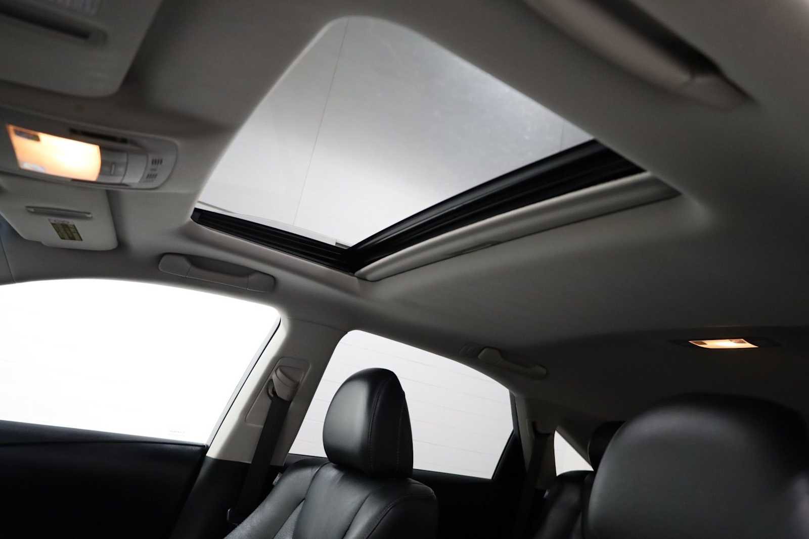 Used 2013 Lexus RX 450h AWD image 19