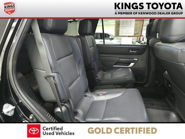 Used 2023 Toyota Sequoia Platinum image 11