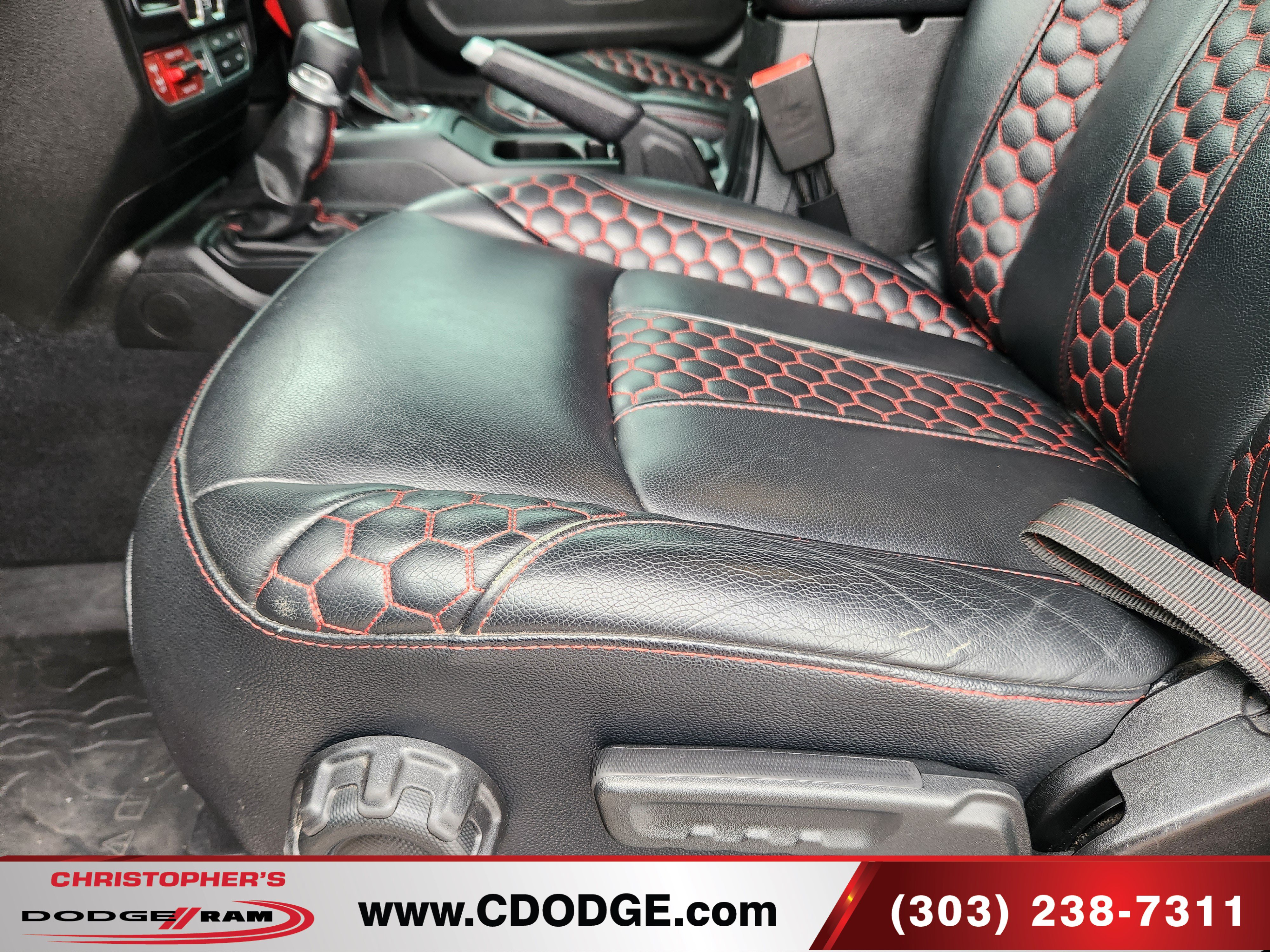 Used 2019 Jeep Wrangler Unlimited Rubicon AWD/4WD image 21