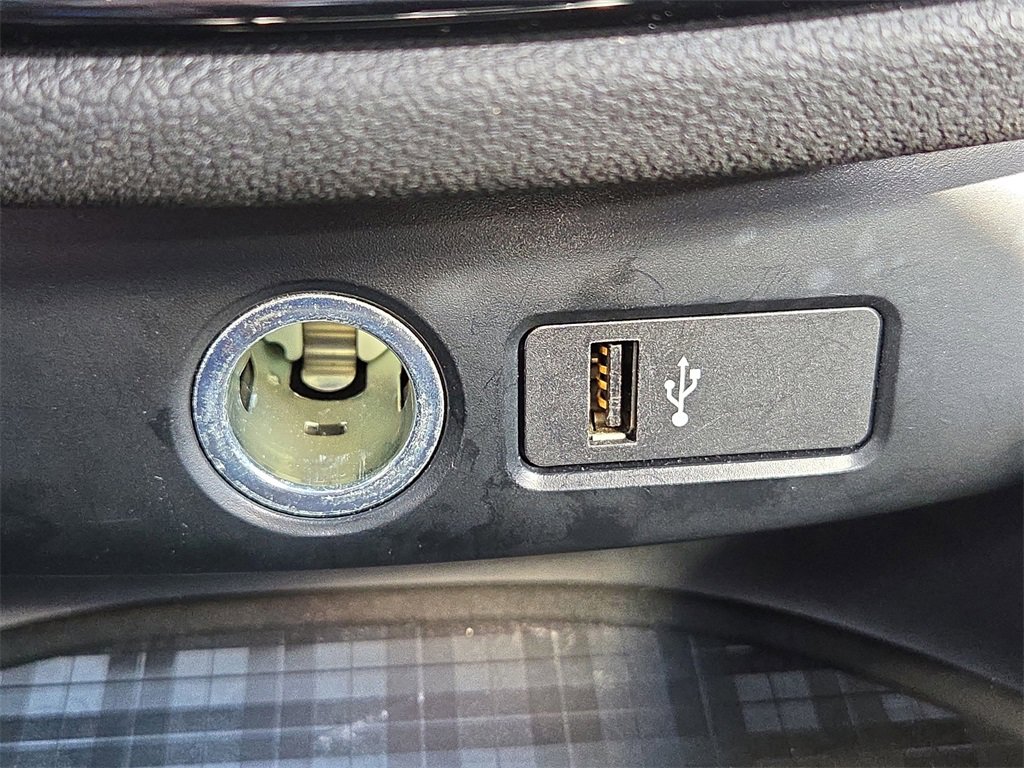 Used 2020 MINI Cooper Clubman S image 24