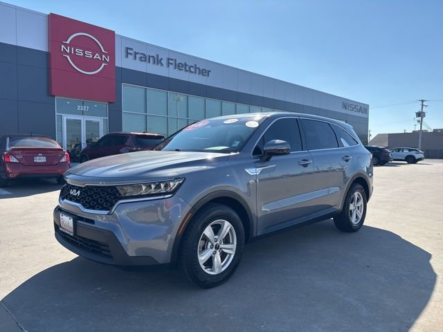 Used 2022 Kia Sorento LX FWD image 1
