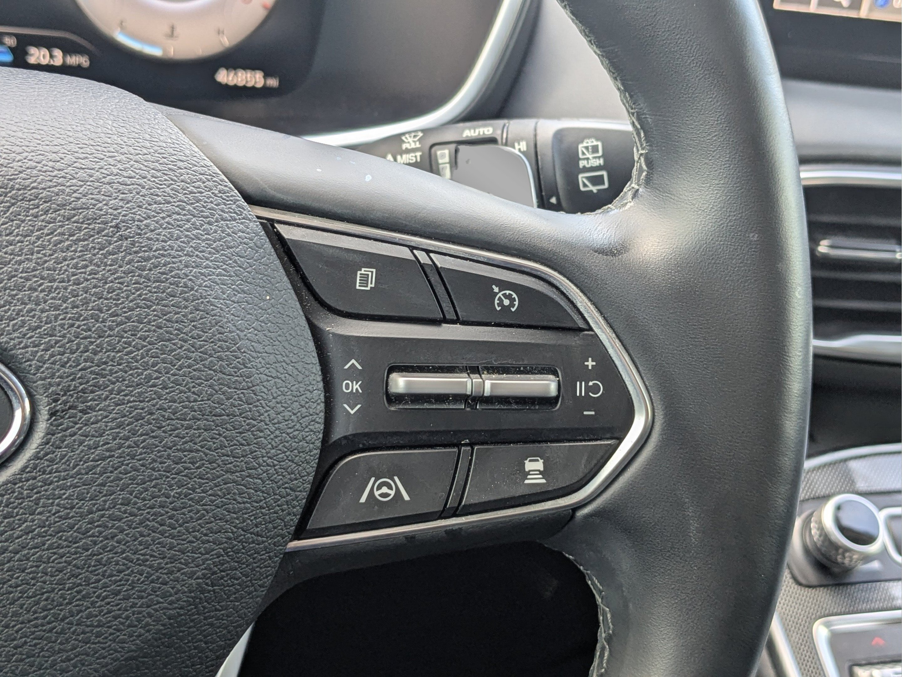 Used 2021 Hyundai Santa Fe Limited FWD image 33