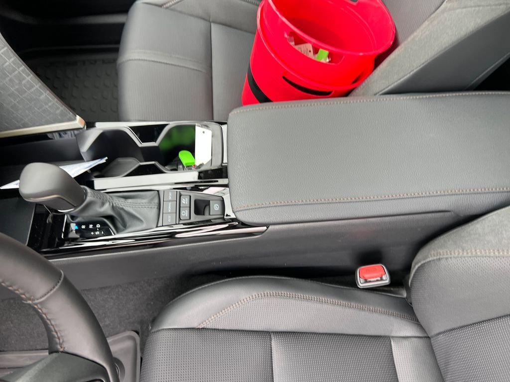 New 2026 Toyota Camry XLE AWD/4WD image 27