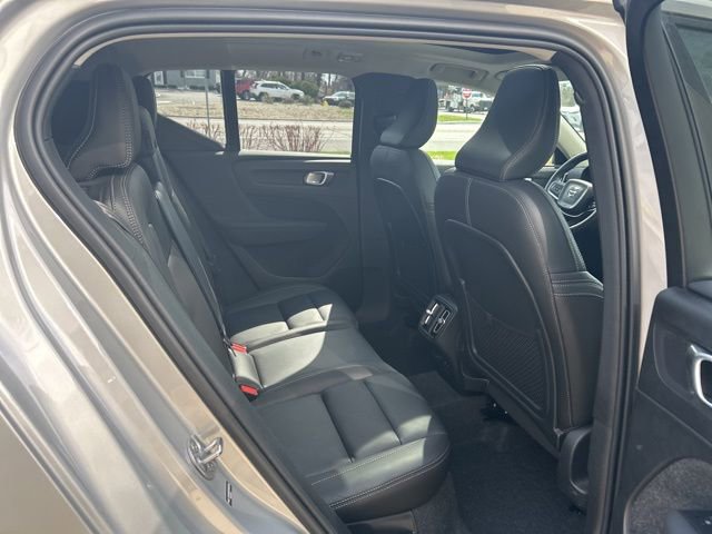 Certified 2025 Volvo XC40 B5 Plus image 13