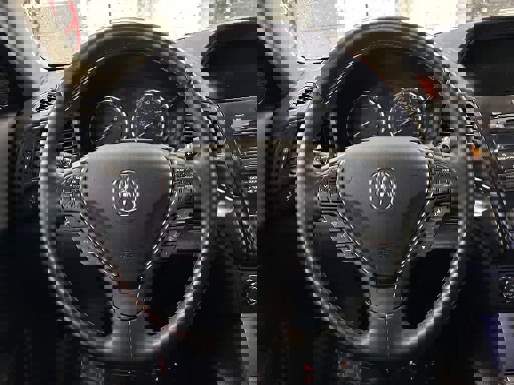 Used 2015 Acura ILX w/ Technology Package FWD image 16