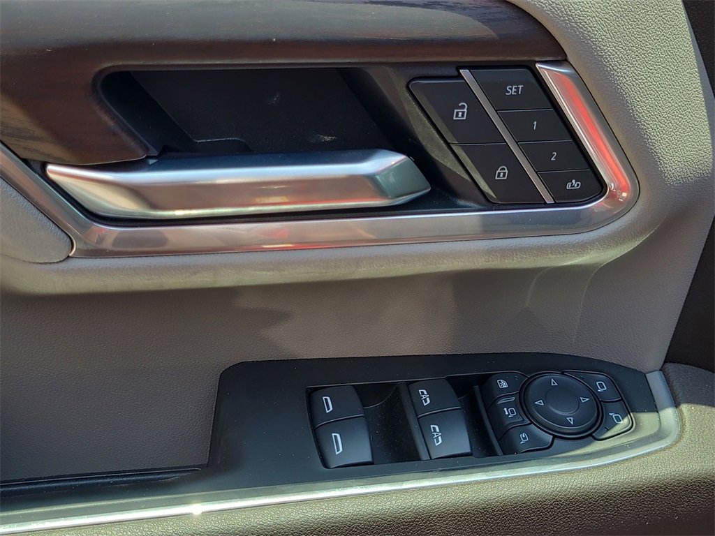 New 2025 GMC Sierra 2500 SLT w/ SLT Convenience Package image 24