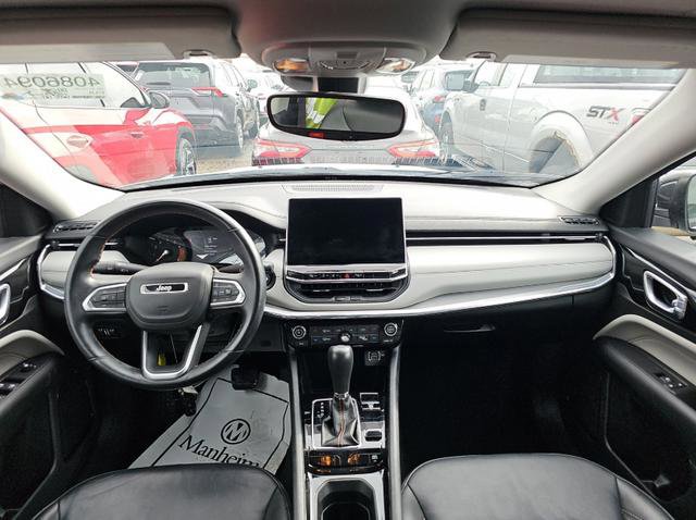 Used 2022 Jeep Compass Limited image 13